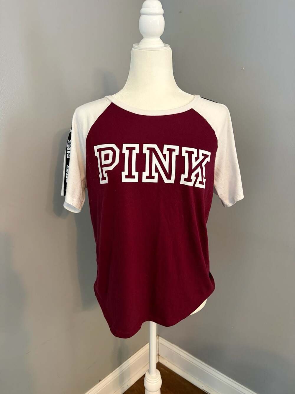 Victoria's Secret PINK Burgundy & White Raglan Short Sleeve T-Shirt Size L